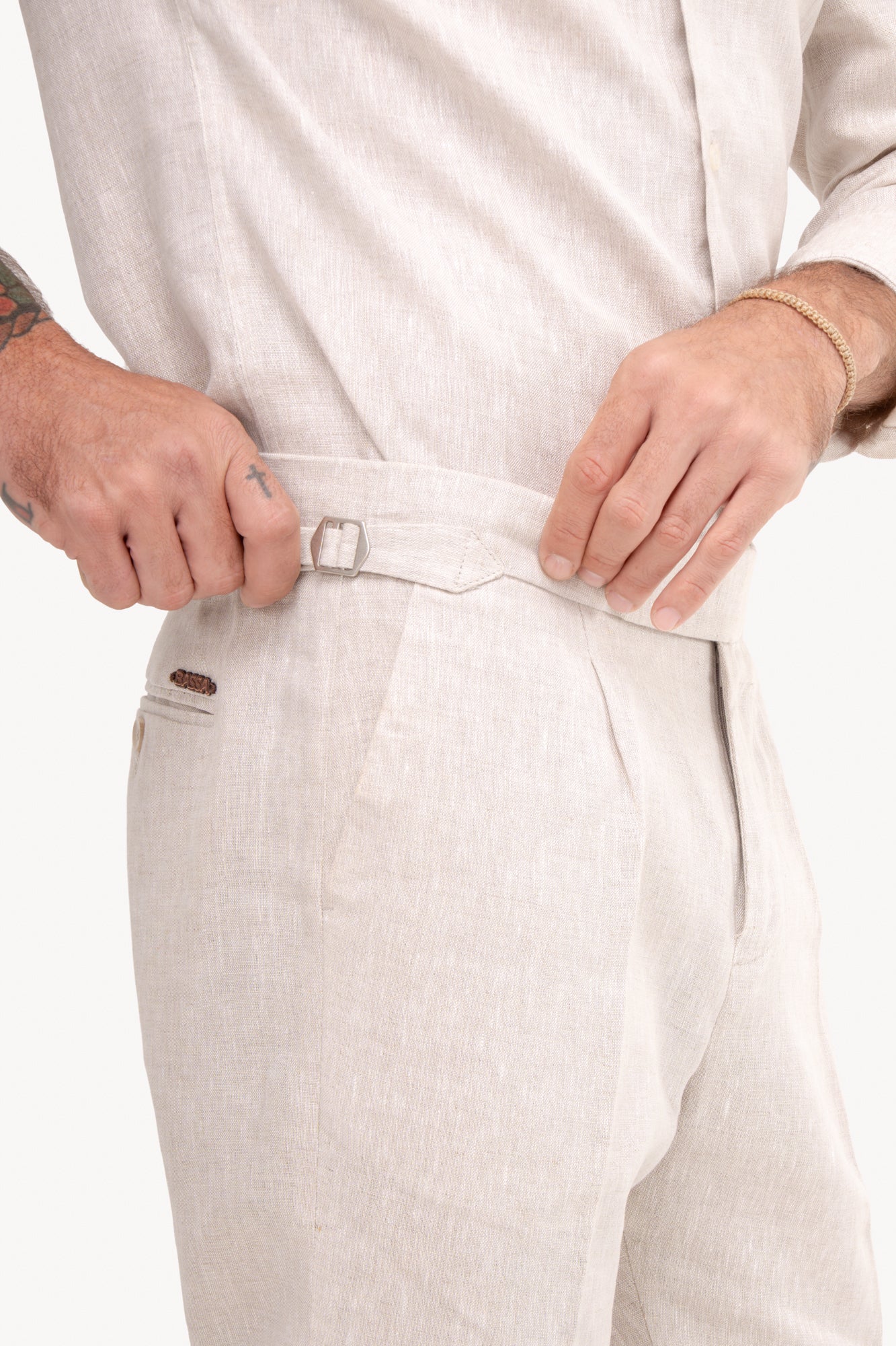 Calça Gurkha 100% linho com bolso faca - NATURAL AREIA
