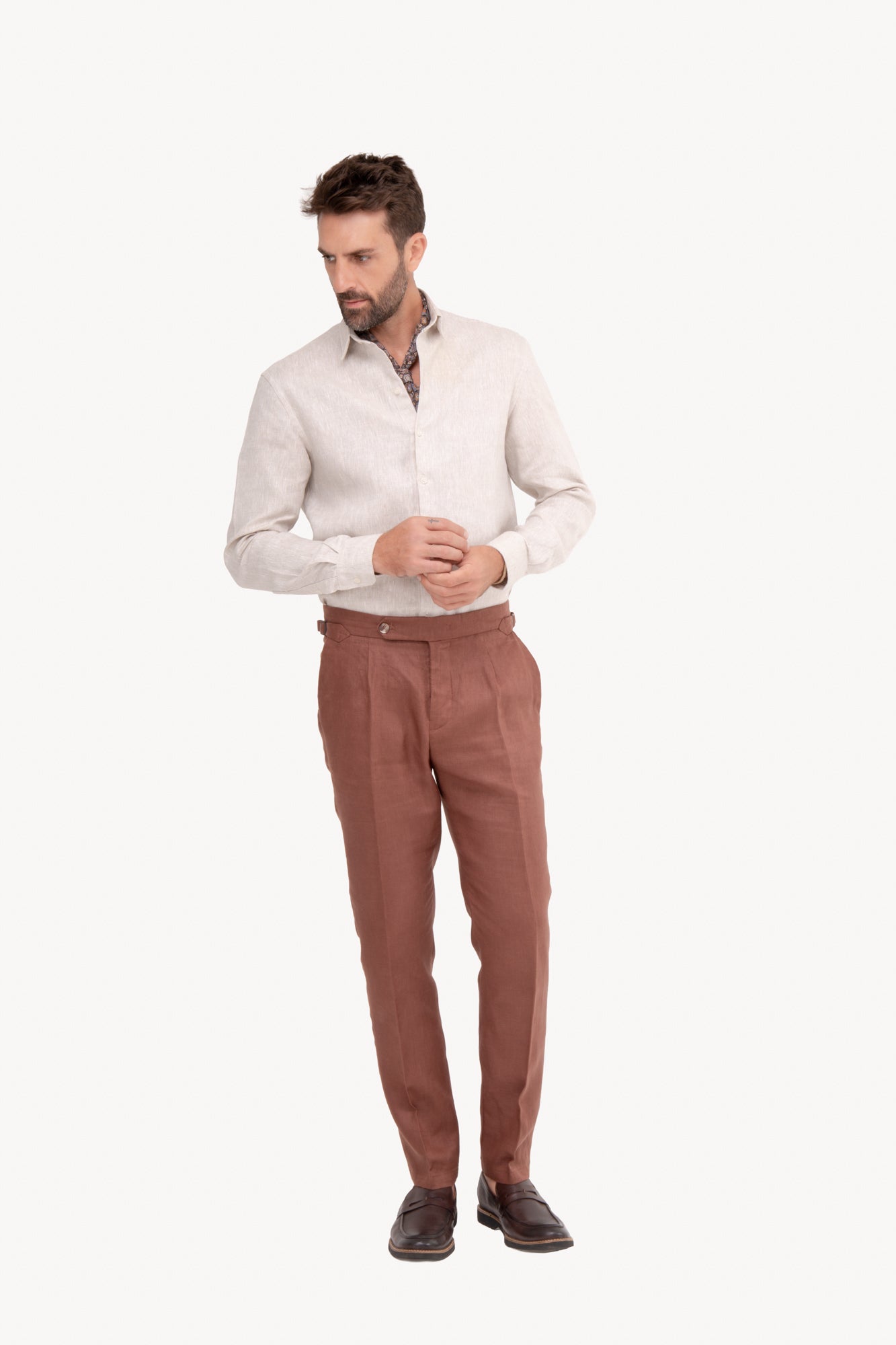 Calça Gurkha 100% linho com bolso faca - MARROM