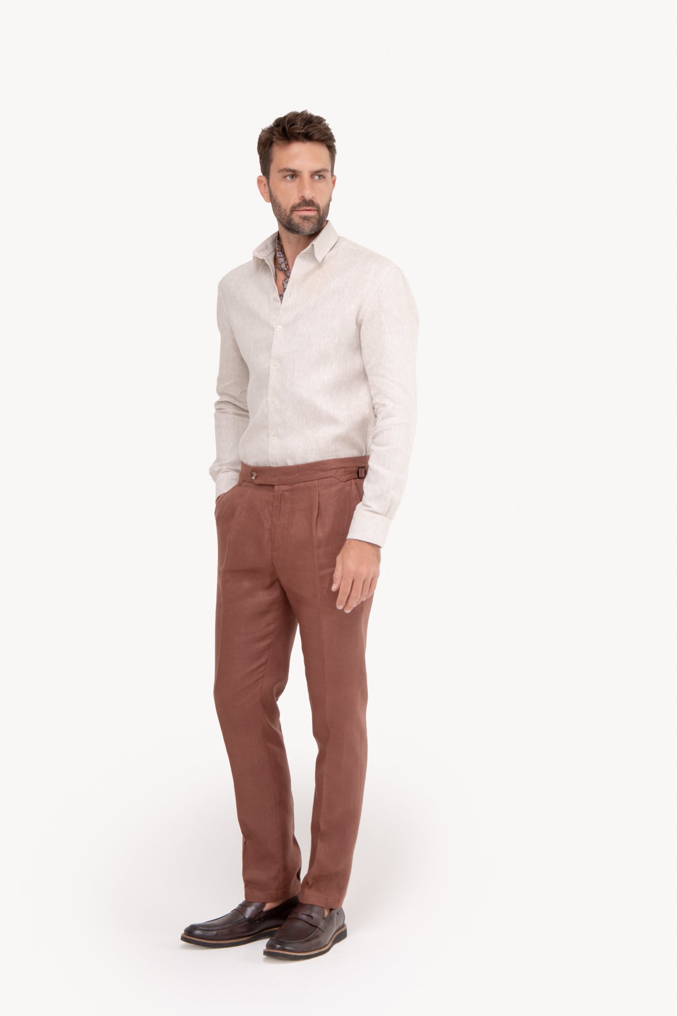 Calça Gurkha 100% linho com bolso faca - MARROM