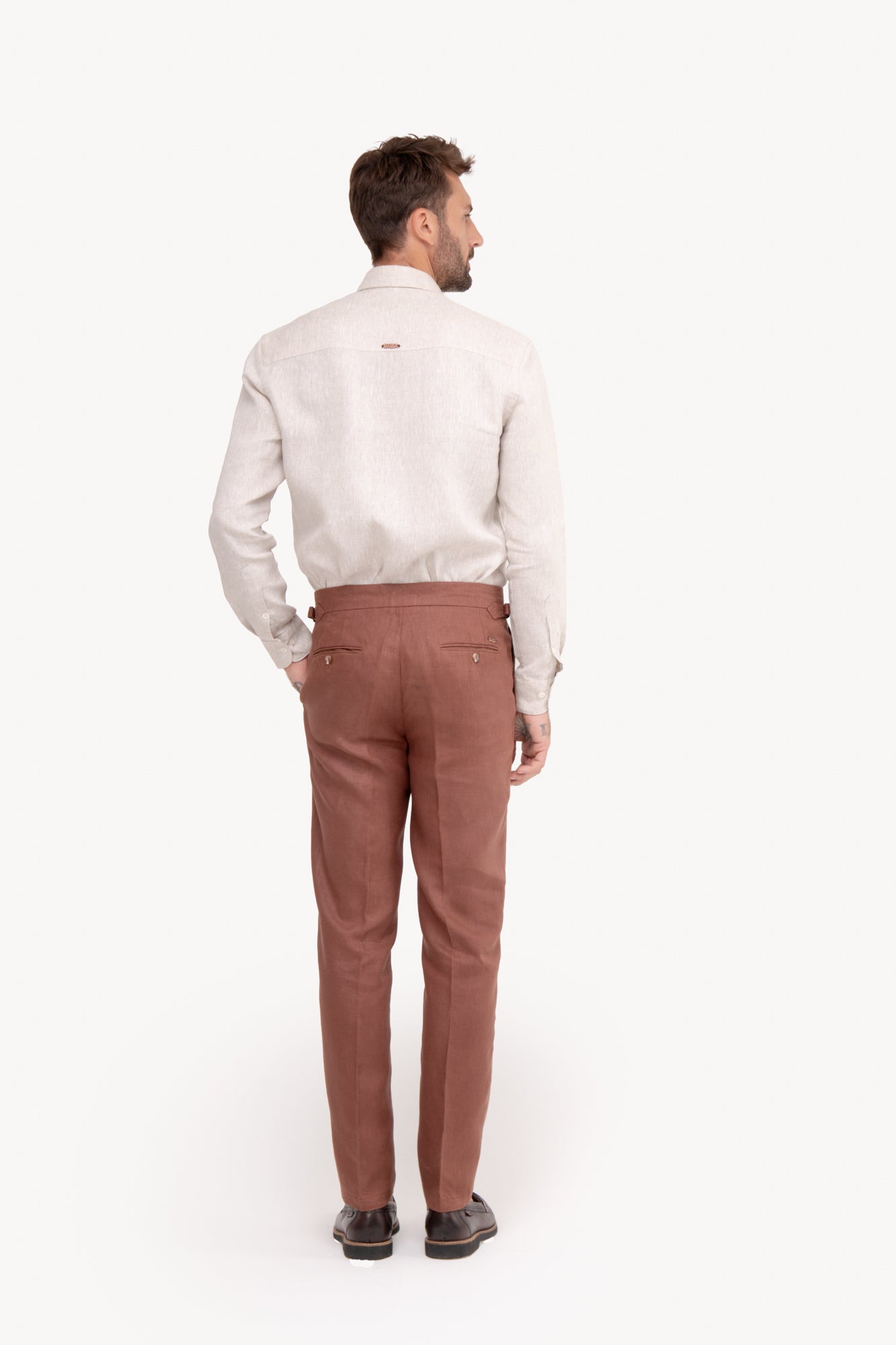 Calça Gurkha 100% linho com bolso faca - MARROM