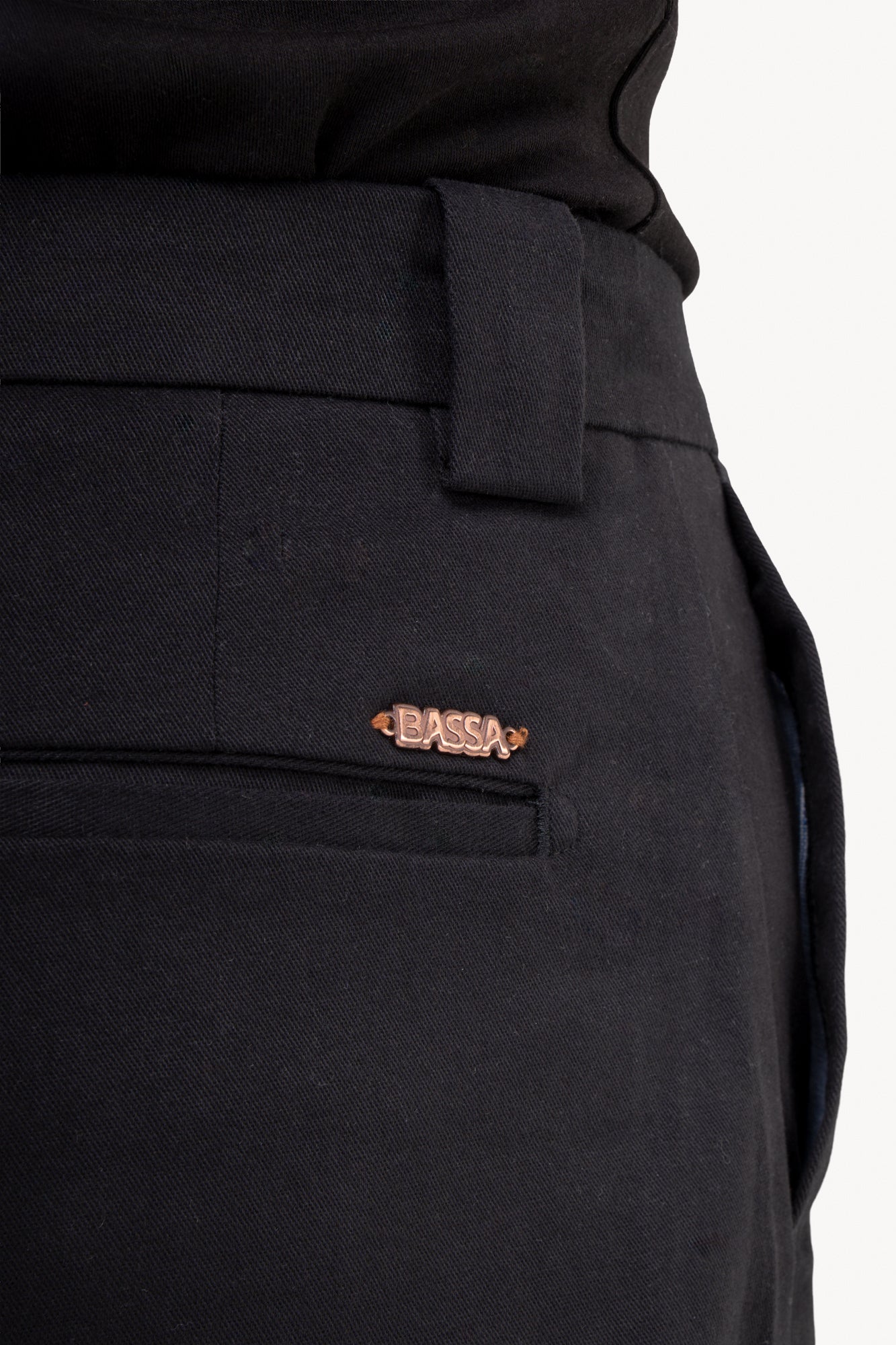 Calça Reta 100% Algodão com bolso faca - PRETA