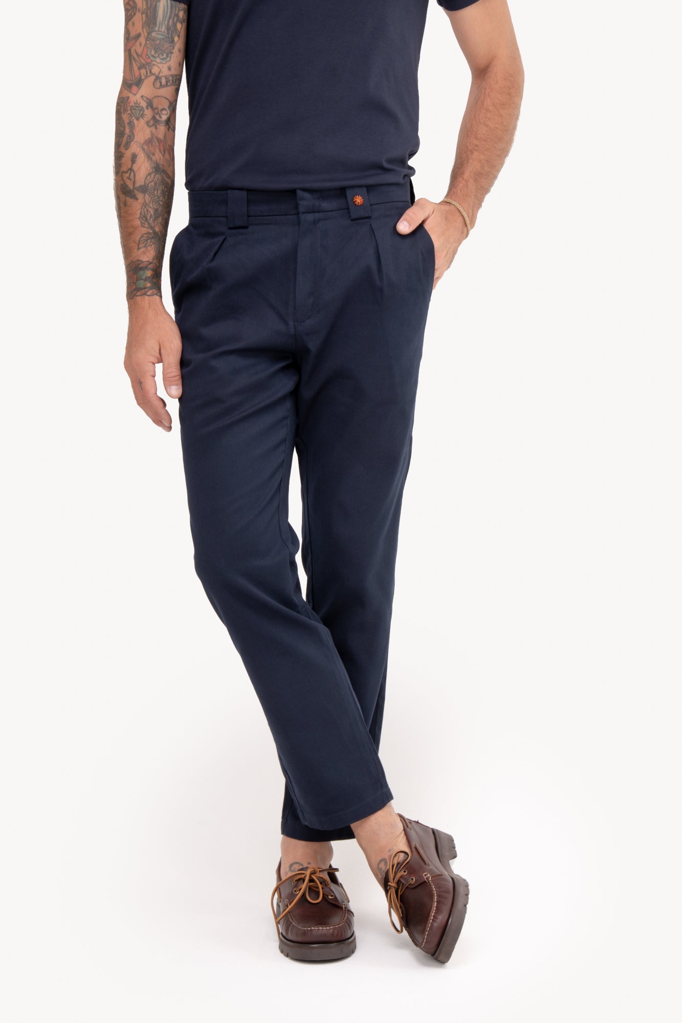 Calça Reta 100% Algodão com bolso faca - AZUL MARINHO
