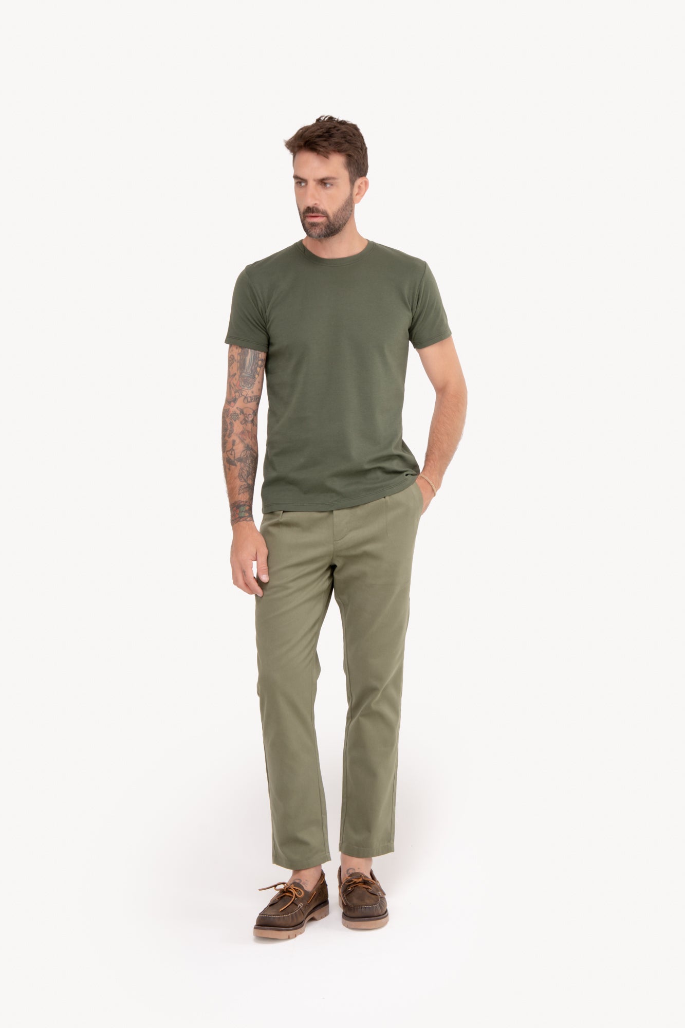 Calça Reta 100% Algodão com bolso faca - VERDE OLIVA