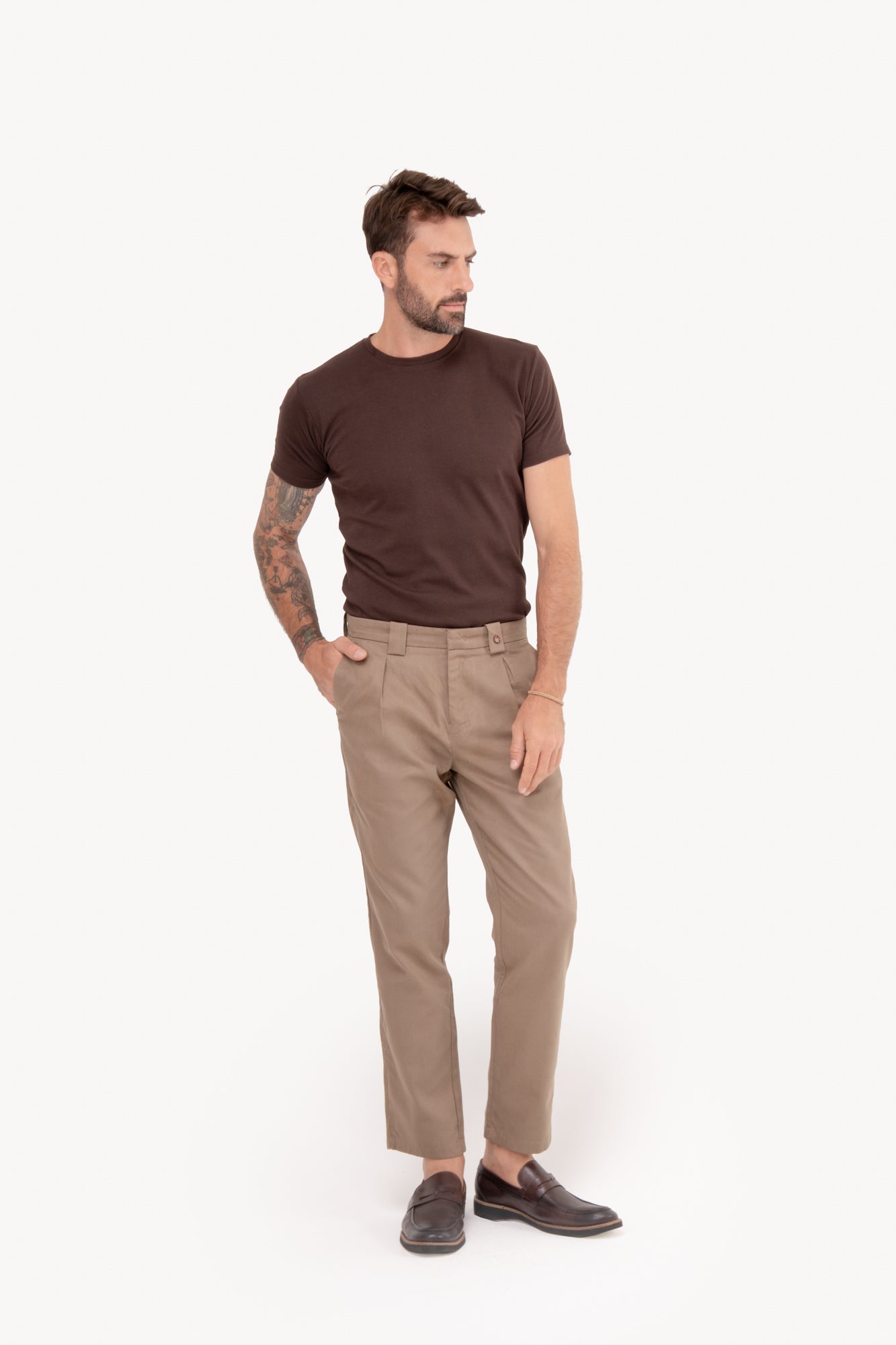 Calça Reta 100% Algodão com bolso faca - CAQUI
