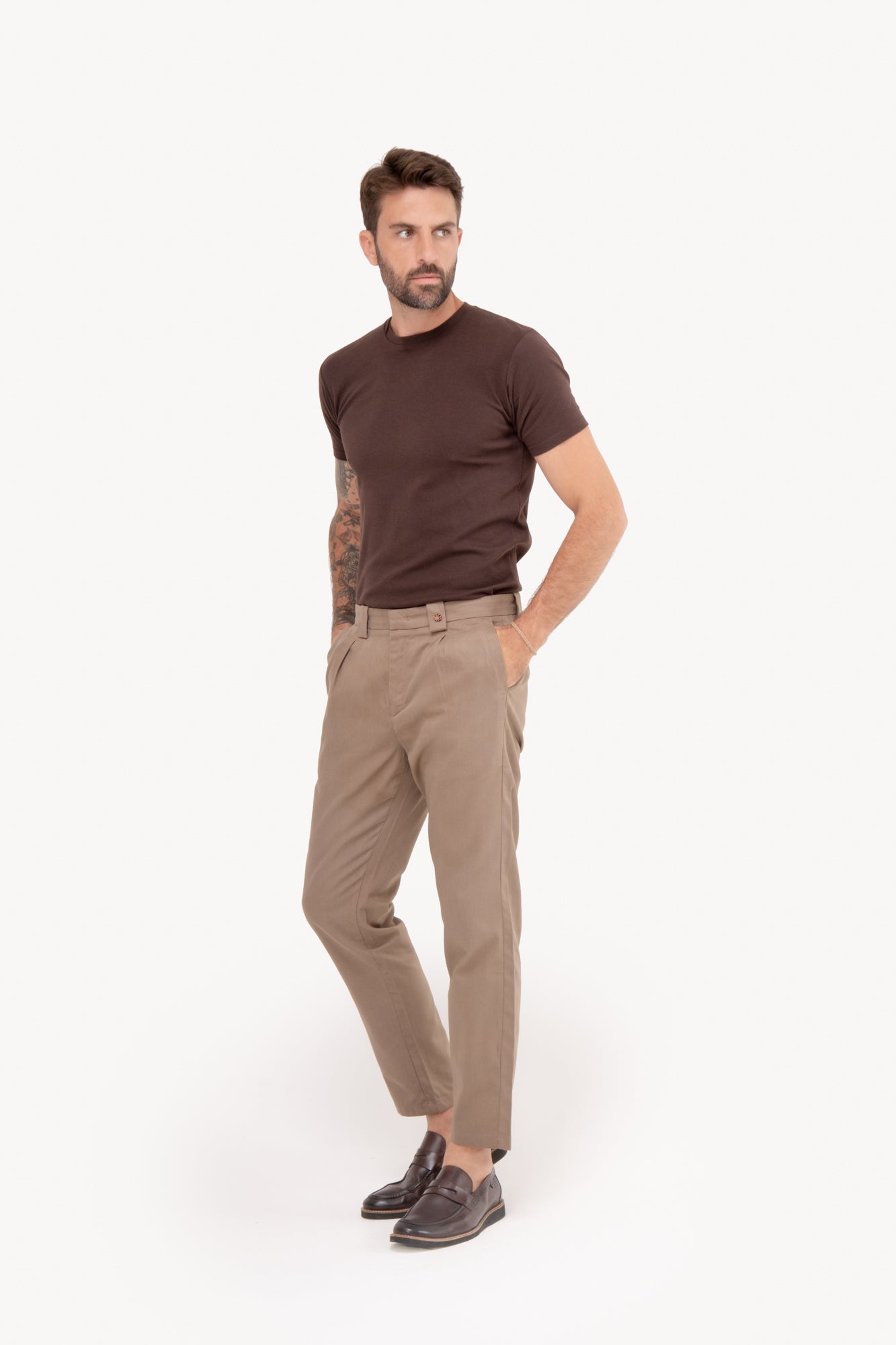 Calça Reta 100% Algodão com bolso faca - CAQUI