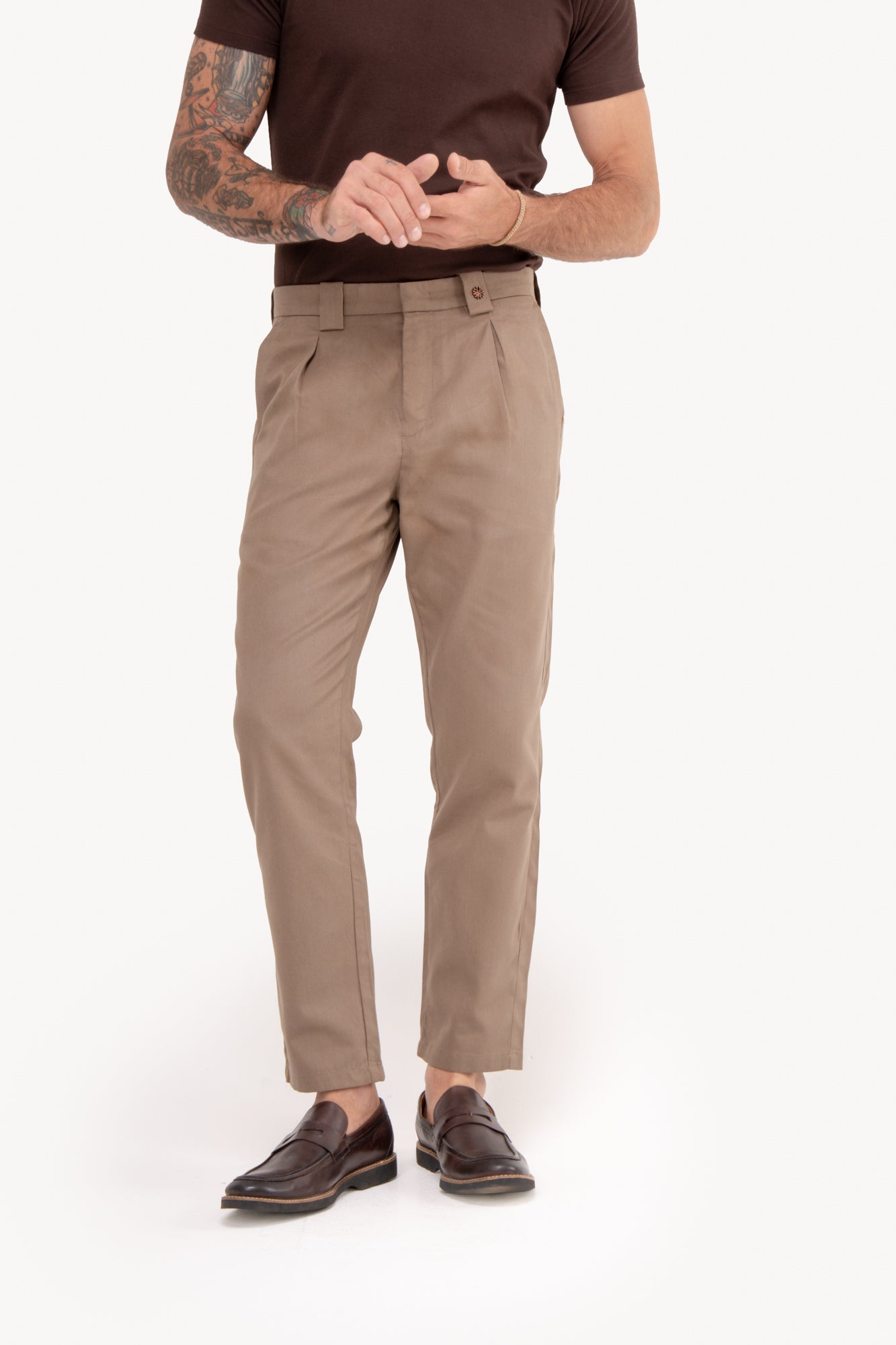 Calça Reta 100% Algodão com bolso faca - CAQUI